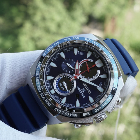 Seiko SSC489P1 Solar Chronograph World Time Sapphire