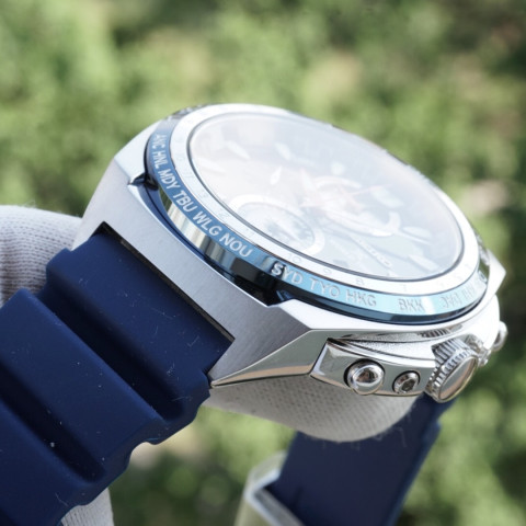 Seiko SSC489P1 Solar Chronograph World Time Sapphire