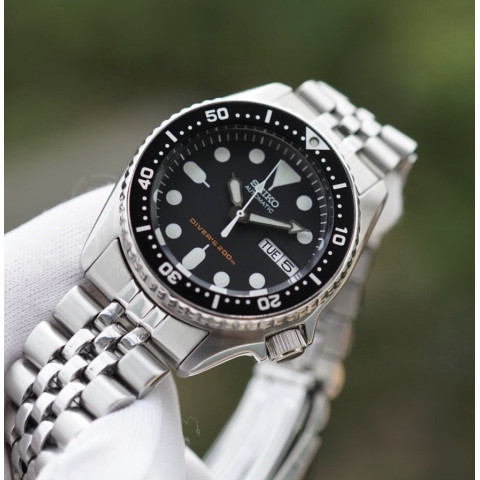 Годинник Seiko SKX013K2 Automatic Diver 38mm