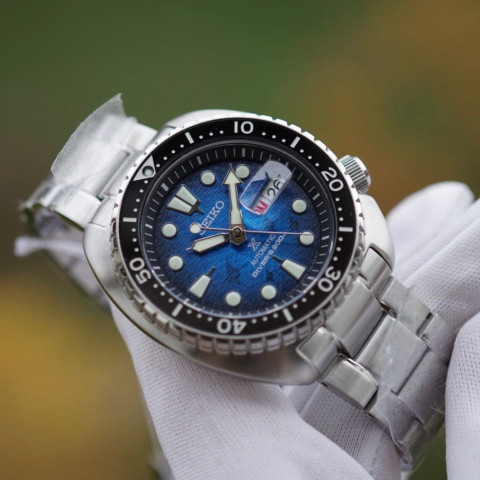 Seiko SRPE39K1 King Turtle Save The Ocean MANTA RAY PATTERNED DIAL