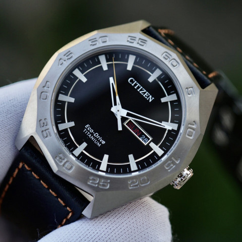 Citizen E-D AW0060-03E Sport Military TITANIUM