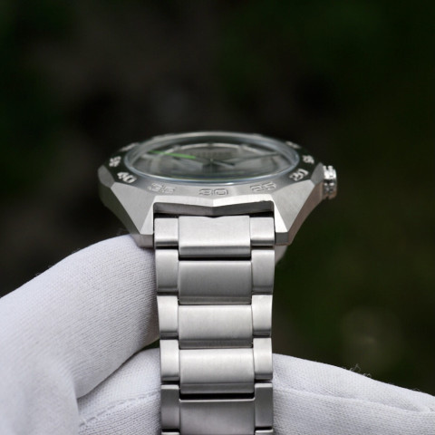 Citizen E-D AW0060-54A Sport Military TITANIUM