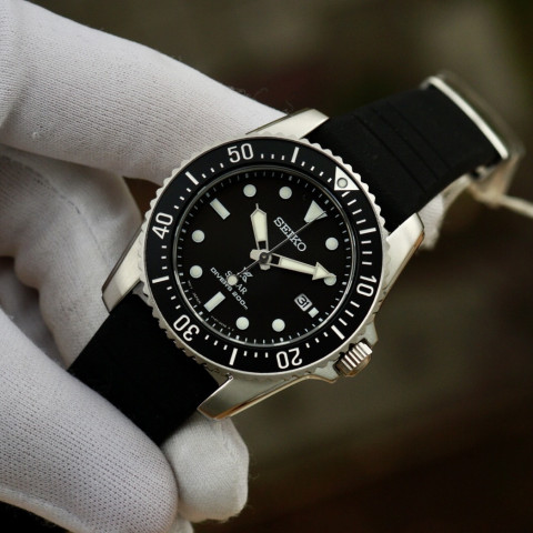Годинник Seiko Prospex SNE573P1 PADI Solar Divers 200m