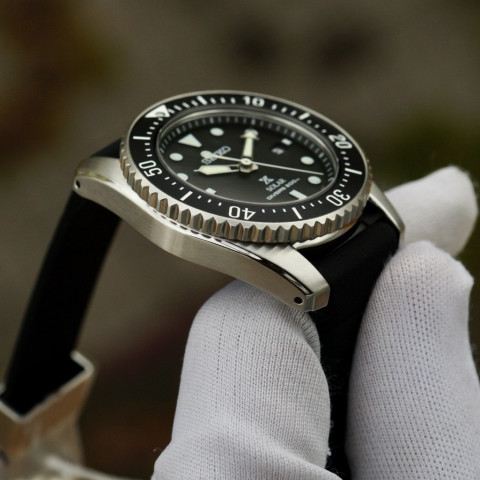 Годинник Seiko Prospex SNE573P1 PADI Solar Divers 200m