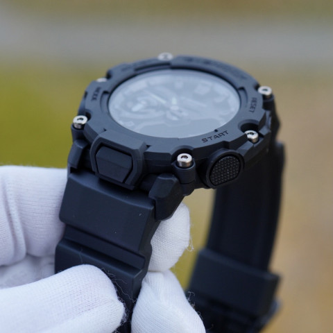 Часы Casio G-Shock GA-2200BB-1AER 200m
