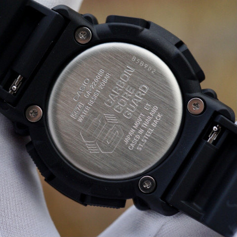Часы Casio G-Shock GA-2200BB-1AER 200m