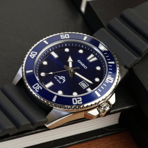 Годинник Casio MDV106B-2A DURO Analog Diver Sport 200 м