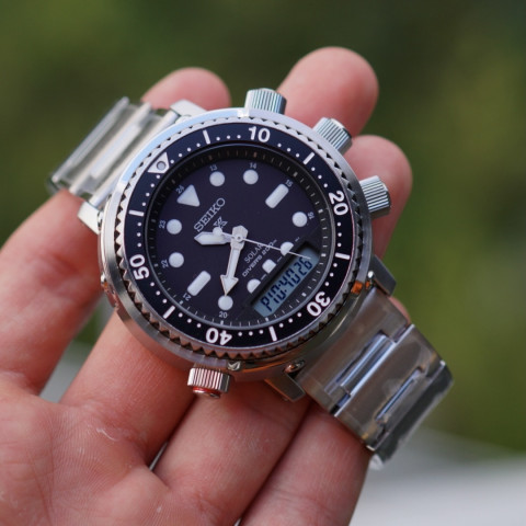 Seiko Prospex Arnie 40th Anniversary SNJ033P1 PADI Divers Solar
