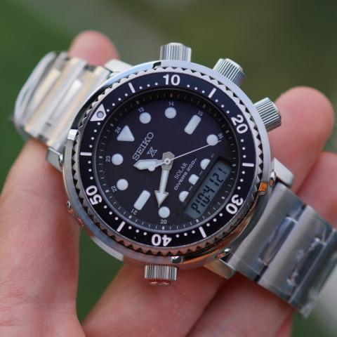 Seiko Prospex Arnie 40th Anniversary SNJ033P1 PADI Divers Solar