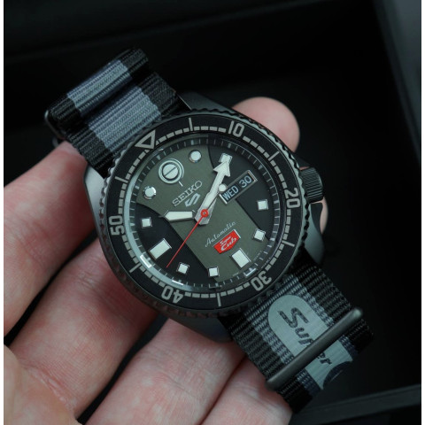 Годинник Seiko 5 SRPJ75K1 Sports Honda Super Cub Limited Edition