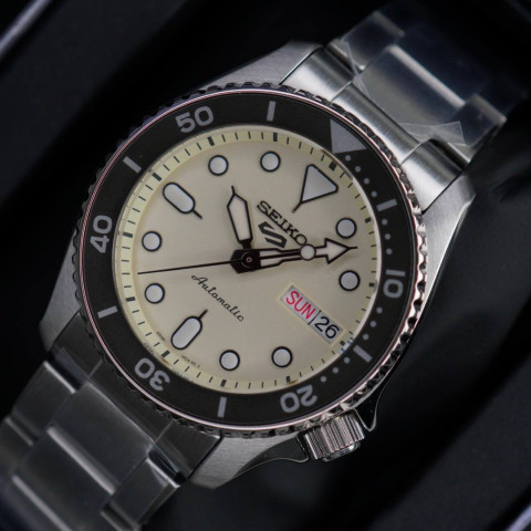 Годинник Seiko 5 Sports SRPK31K1 Automatic 38mm
