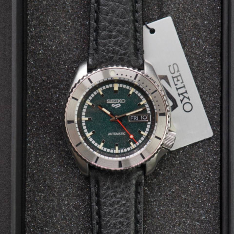 Годинник Seiko 5 Sports SRPJ91K1 Masked Rider Automatic Limited Edition