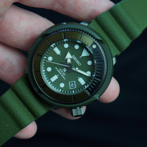 Годинник Seiko SNE535P1 TUNA Prospex Green Solar Divers