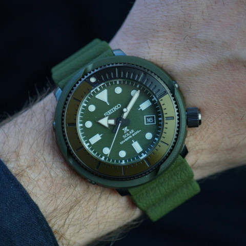 Годинник Seiko SNE535P1 TUNA Prospex Green Solar Divers