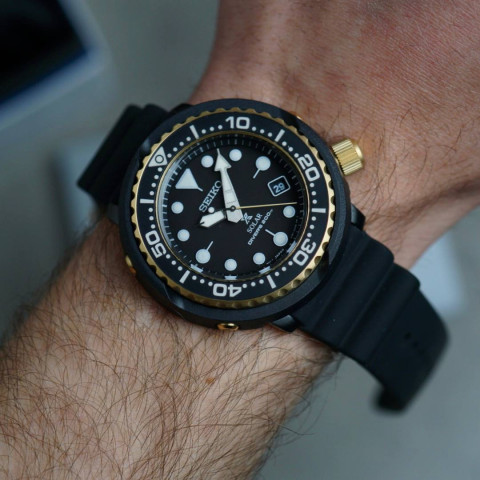 Seiko SNE498P1 TUNA Prospex Reedition Solar Divers