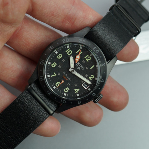 Годинник SEIKO 5 SPORTS FIELD GMT Limited Edition SSK025K1