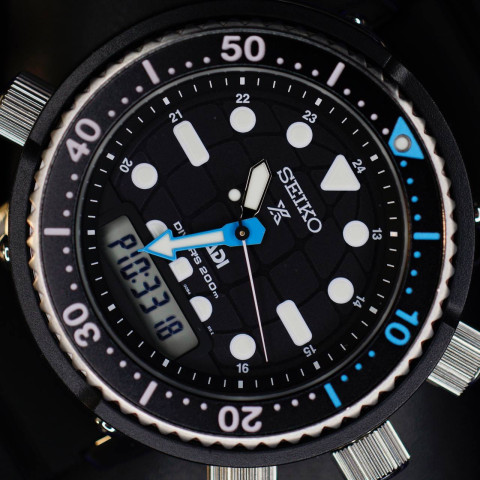 Seiko SNJ035P1 Prospex Arnie 40th Anniversary PADI Divers Solar