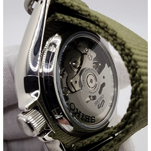Годинник  Seiko 5 SRPE65J1 Automatic Green Dial