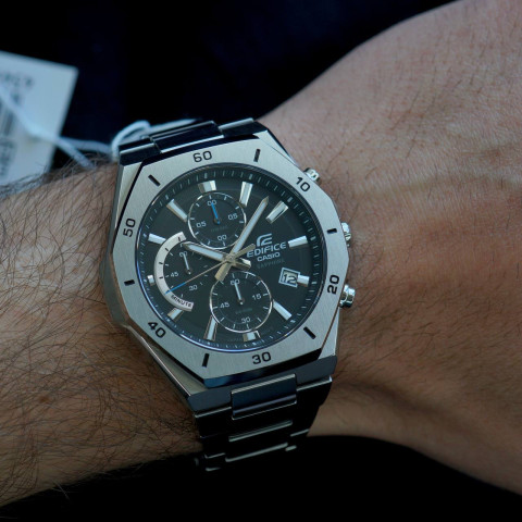 Годинник Casio Edifice EFB-680D-1AVUEF Chronograph Sapphire
