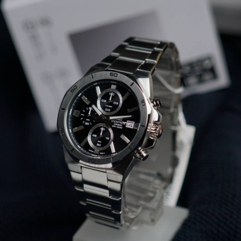 Годинник Casio Edifice EFV-640D-1AVUEF Chronograph 100m
