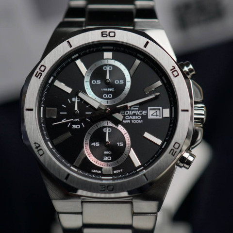Годинник Casio Edifice EFV-640D-1AVUEF Chronograph 100m