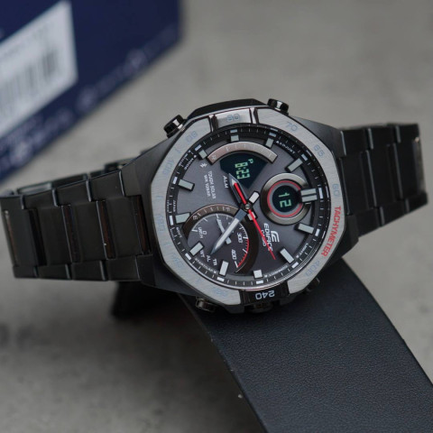 Чоловічі годинники Casio Edifice ECB-950DC-1AEF Bluetooth
