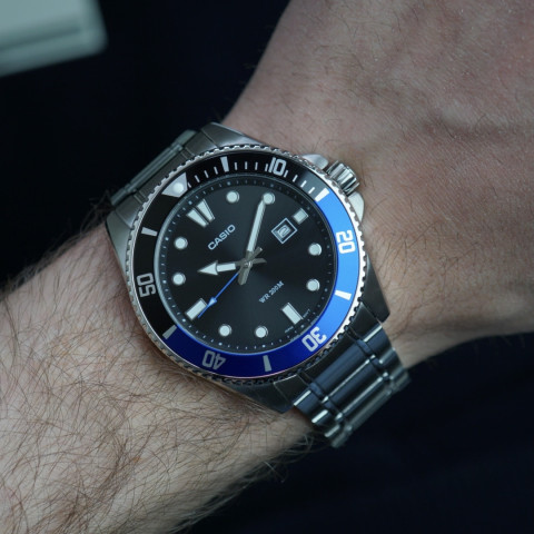 Годинник Casio MDV-107D-1A2DF Analog Diver Sport 200m
