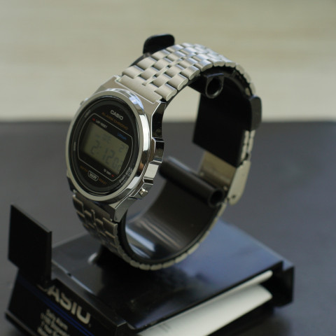 Часы Casio A171WE-1AEF Standard Digital