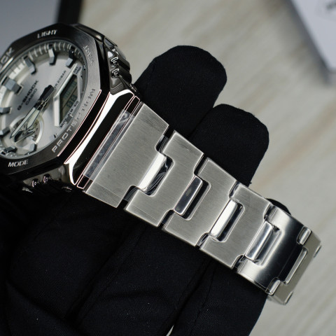 Годинник Casio G-Shock GM-2110D-7A Quartz Stainless Steel