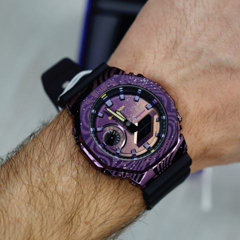 Годинник Casio G-Shock GM-2100MWG-1ADR Limited Edition