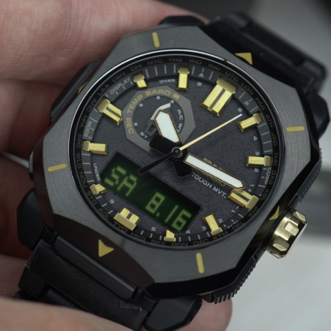 Годинник Casio PRW-6900ZE-1DR ProTrek Tough Solar Multuband 6 Triple Sensor