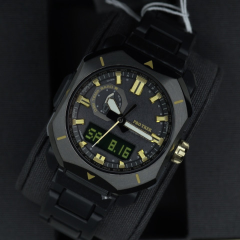 Годинник Casio PRW-6900ZE-1DR ProTrek Tough Solar Multuband 6 Triple Sensor