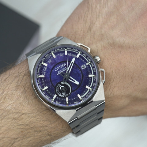 Годинник Citizen ATTESA Citizen CC3097-52L Satellite Wave Super Titanium Satellite Timekeeping