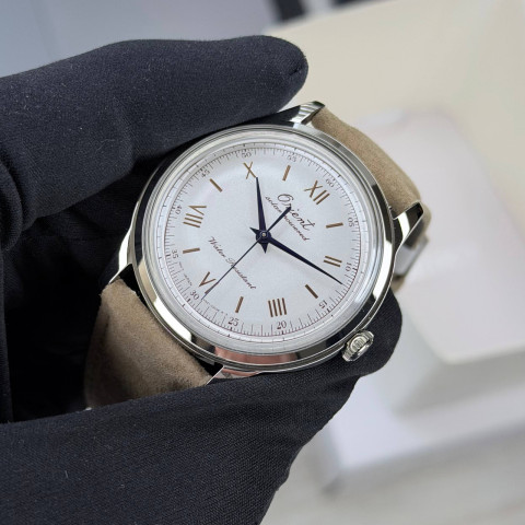 ORIENT RA-WK0006S10B Bambino Solar Limited Edition
