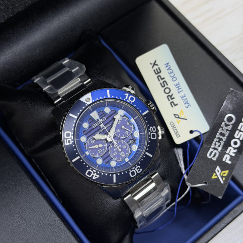 Seiko SSC675P1 Solar Alarm Chronograph Diver