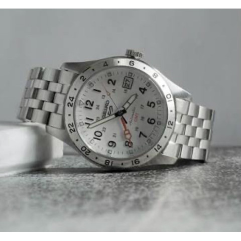 Годинник Seiko 5 SSK059K1 SPORTS FIELD GMT Limited Edition